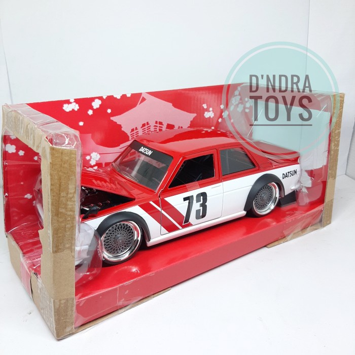 METAL DIE-CAST JDM TUNERS 1973 DATSUN 510 - WIDEBODY Diecast Mobil