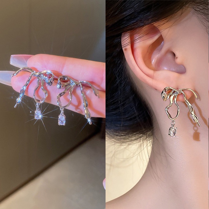 Jepang Korea Gaya Baru Busur Bintang Rumbai Berlian Imitasi Temperamen Anting Fashion Elegan