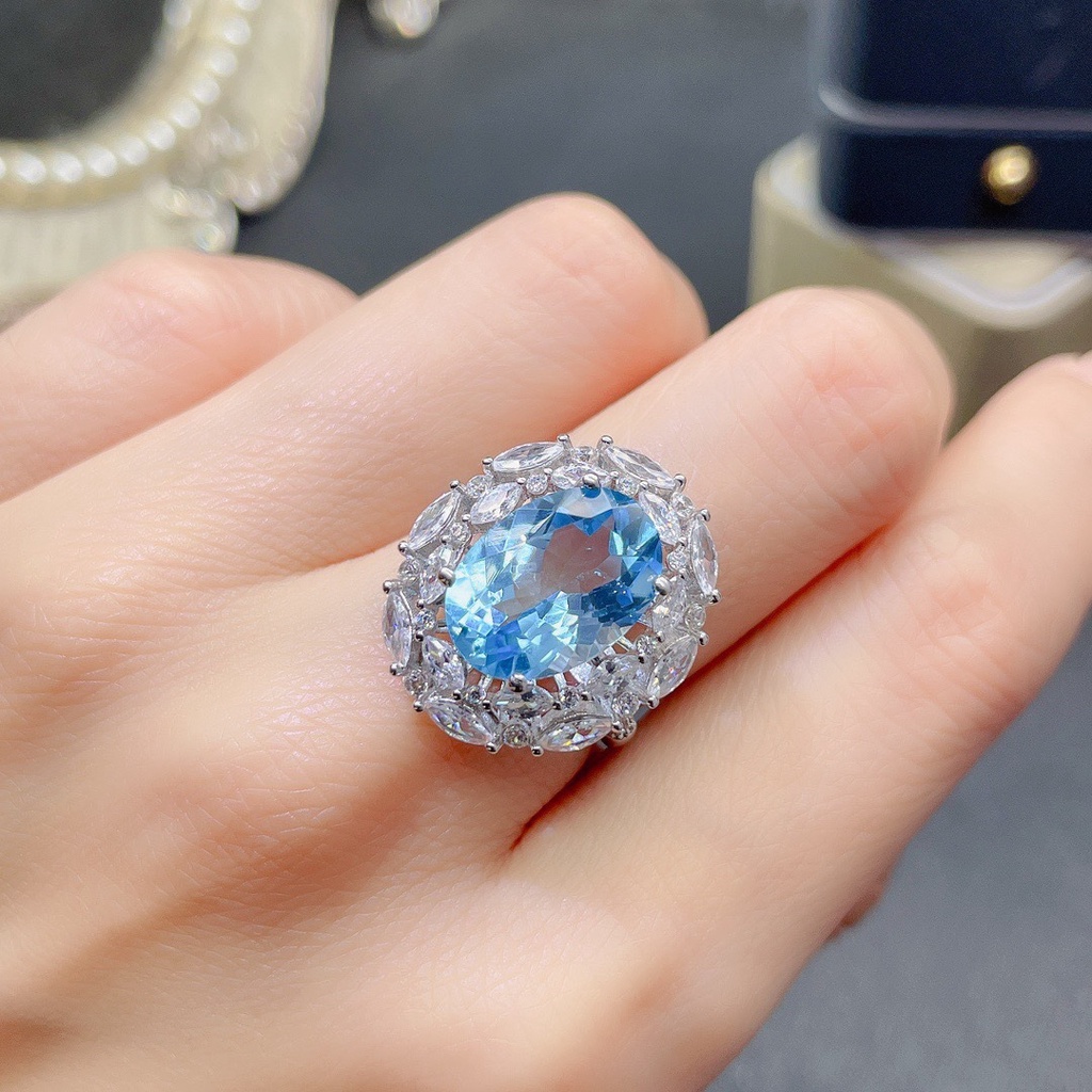 Goldkingdom Aksesoris Perhiasan Fashion Ready Stock Natural Swiss Blue Topaz Cincin Wanita &amp;#039; s Grup Fashion Jepang Dan Korea Dengan Berlian Karbon Tinggi Pembukaan Warna Harta Karun.