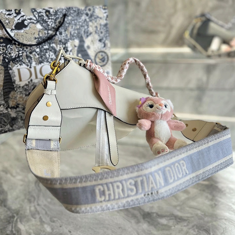 Original 2023 New Dior Classic Vintage Saddle Bag Elegant and Noble Women's Handbag Shoulder Bag