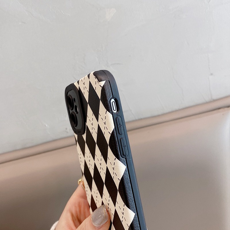 【Lamb Skin】Rhombic lattice Soft Case for IPhone 7 Plus 8 Plus X XS XR XS Max 11 13 12 14 PRO Max 14 Plus Fashion Women Black Phone Case Camera Protect