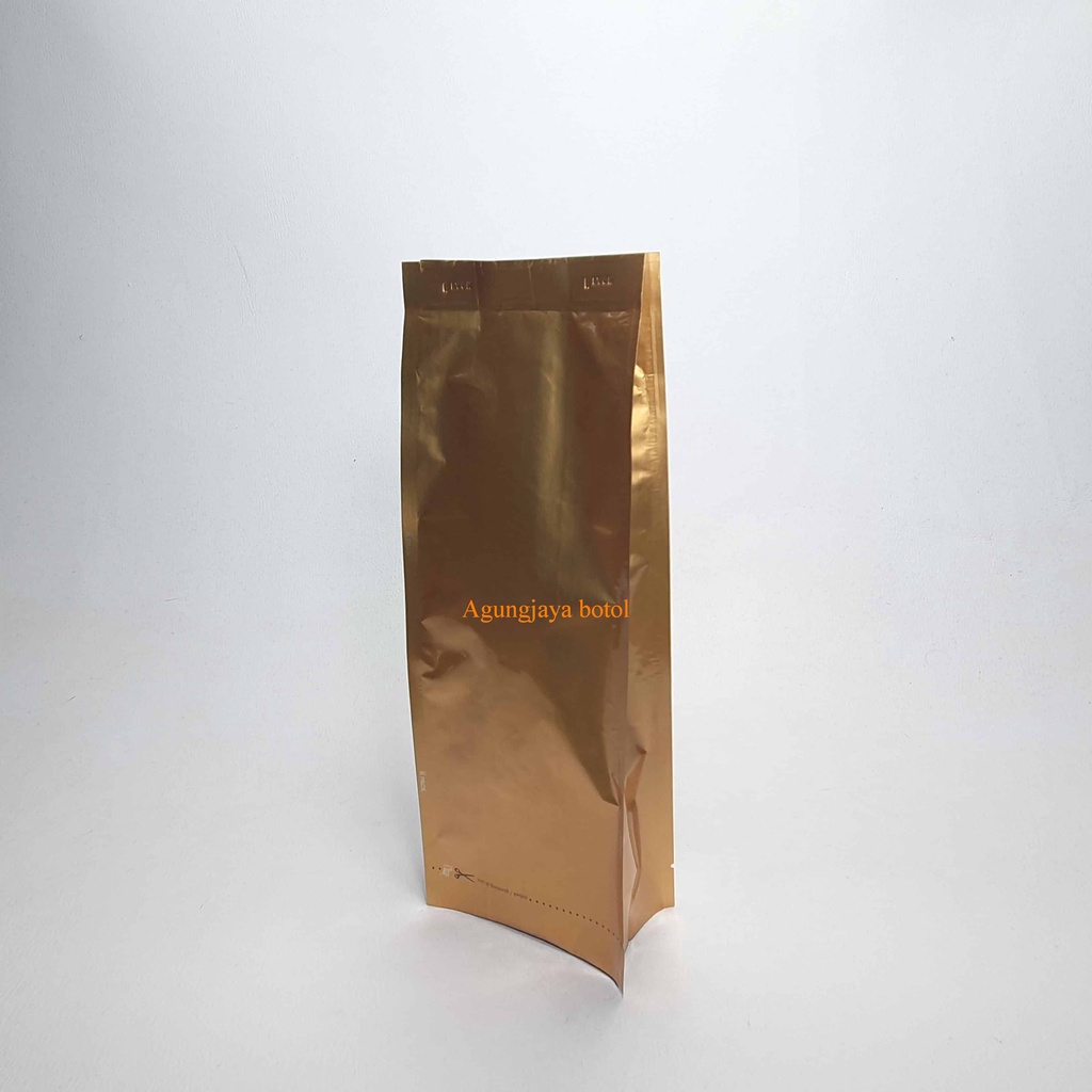 Gusset Padat 4 Seal Gold 1000 @ Pcs / Plastik / Plastik Kemasan / Kemasan Kopi / Kemasan Snack / Gus
