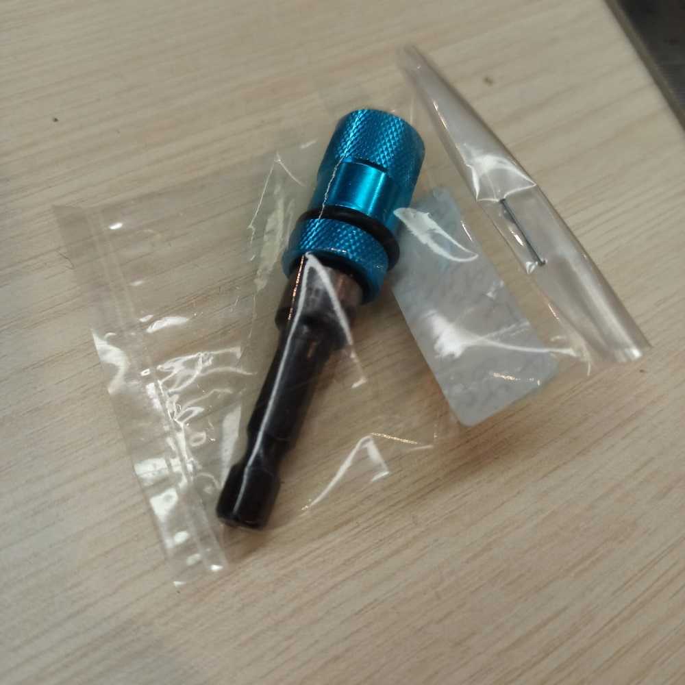 (BISA COD) FTIHSHP Chuck Adapter Extender Obeng Hexagon Magnetik Shank 1/4 Inch