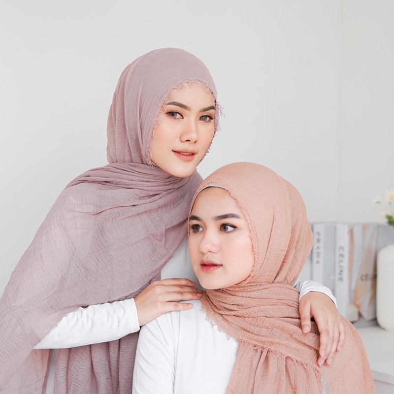 Hijab Kerudung Pashmina Crinkle Rawis Pashmina Polos Kusut Cotton Shawl