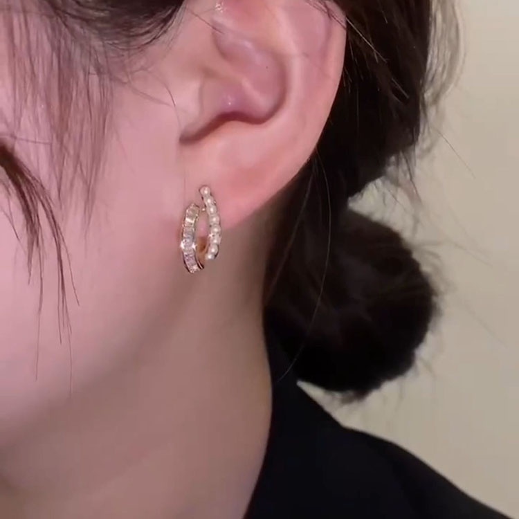 Baris Ganda Melengkung Zirkon Anting Mutiara Aksesori Korea Wanita