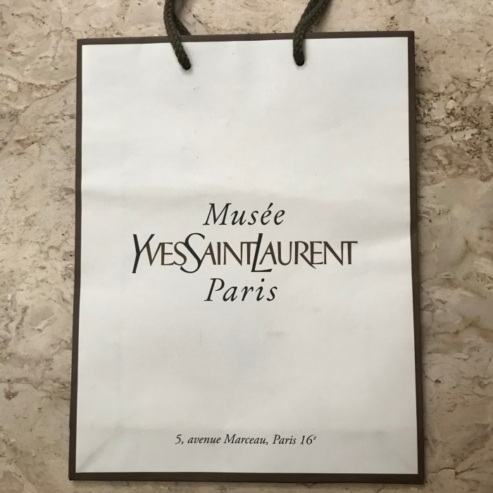 

⭐BISA COD⭐ Paperbag Yves Saint Laurent Authentic