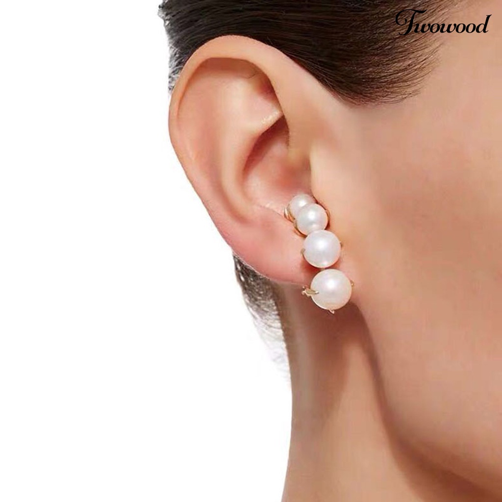 Twowood 1pasang Anting Stud Dainty Elegan Temperamen Mulia High Gloss Mutiara Imitasi Wanita Earrings Perhiasan Aksesoris