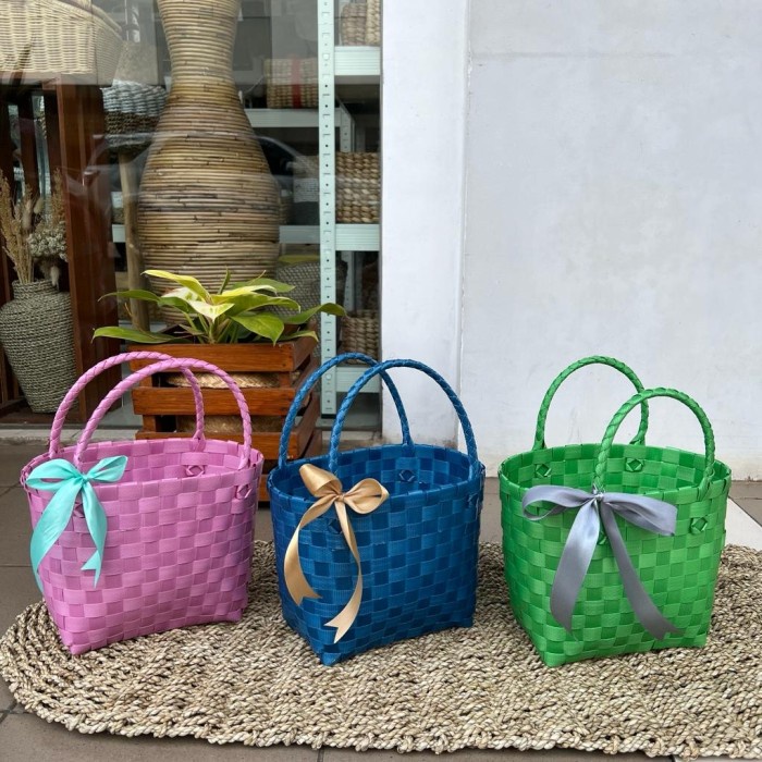 

Tas Bingkisan / Tas Hampers / Tas Anyaman Belanja E49 - S Pink