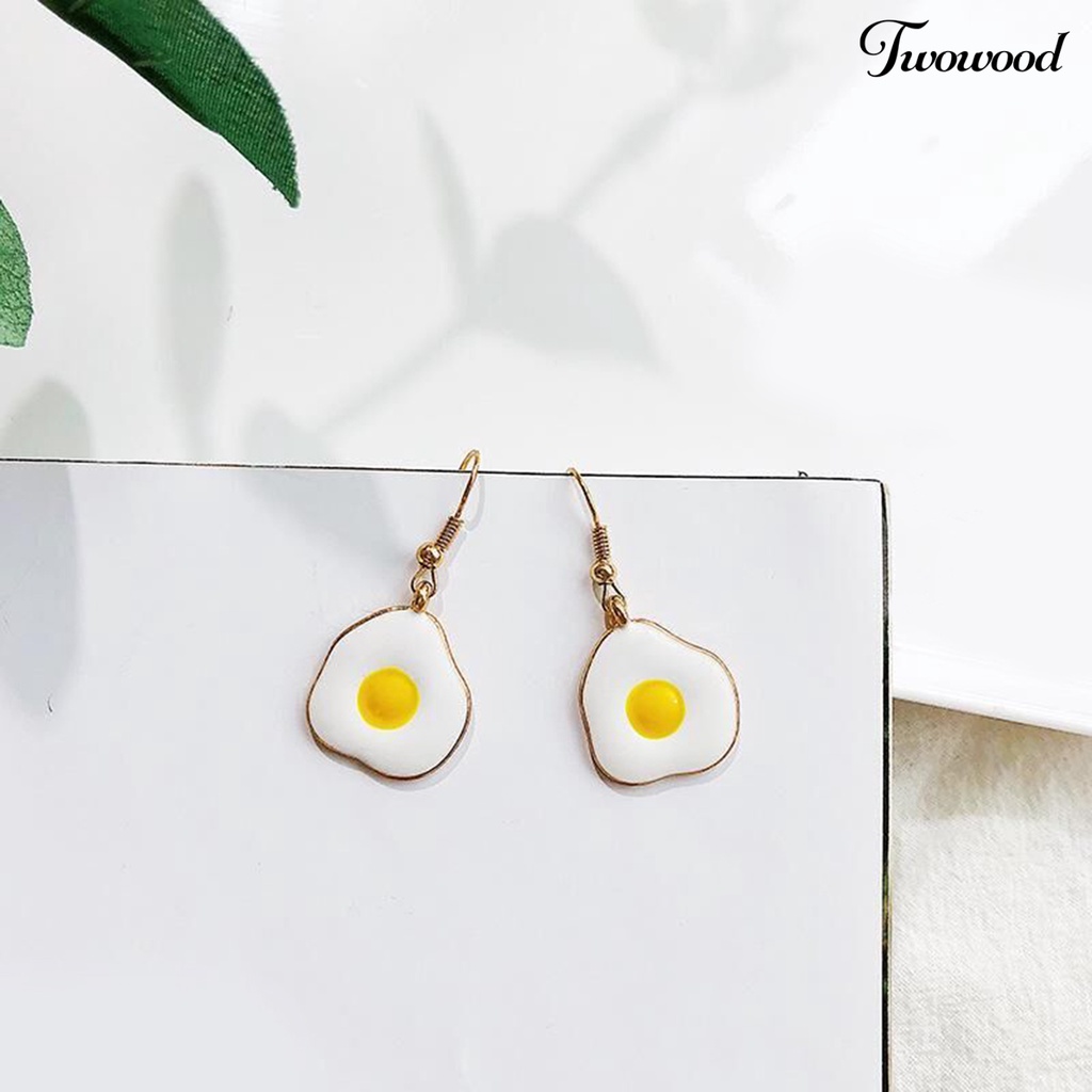 Twowood 1pasang Drop Earrings Piercing Minimalis Seri Makanan Realistis Electroplating Hias Hadiah Wanita Lucu Telur Rebus Menjuntai Kait Anting Perhiasan Aksesori Fashion