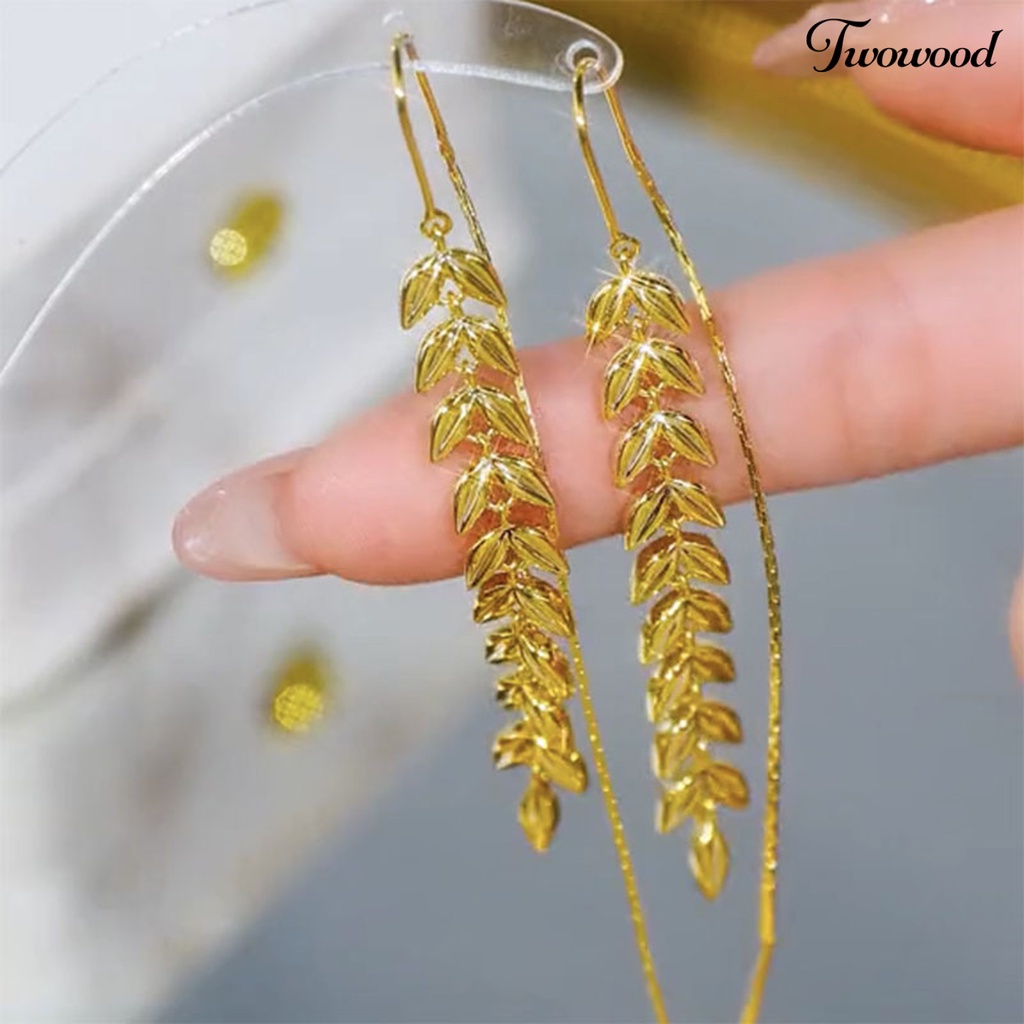 Twowood 1pasang Menjuntai Anting Electroplating Kepribadian Kelas Tinggi Desain Gandum Shiny Dress Up High-Gloss Wanita Panjang Rumbai Anting Fashion Perhiasan