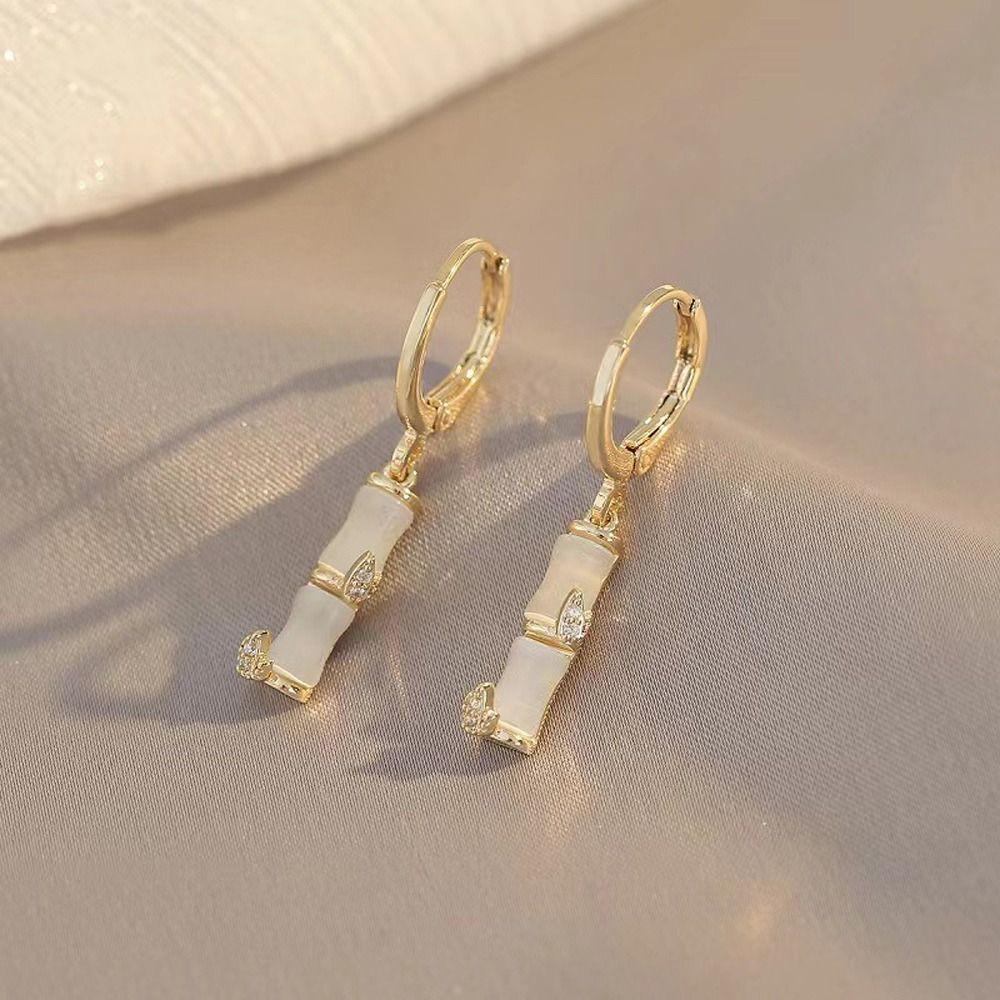 Mxbeauty Wanita Menjuntai Anting Elegan Klasik Fashion Perhiasan Indah Berlian Imitasi Alloy Drop Earrings Klip Anting