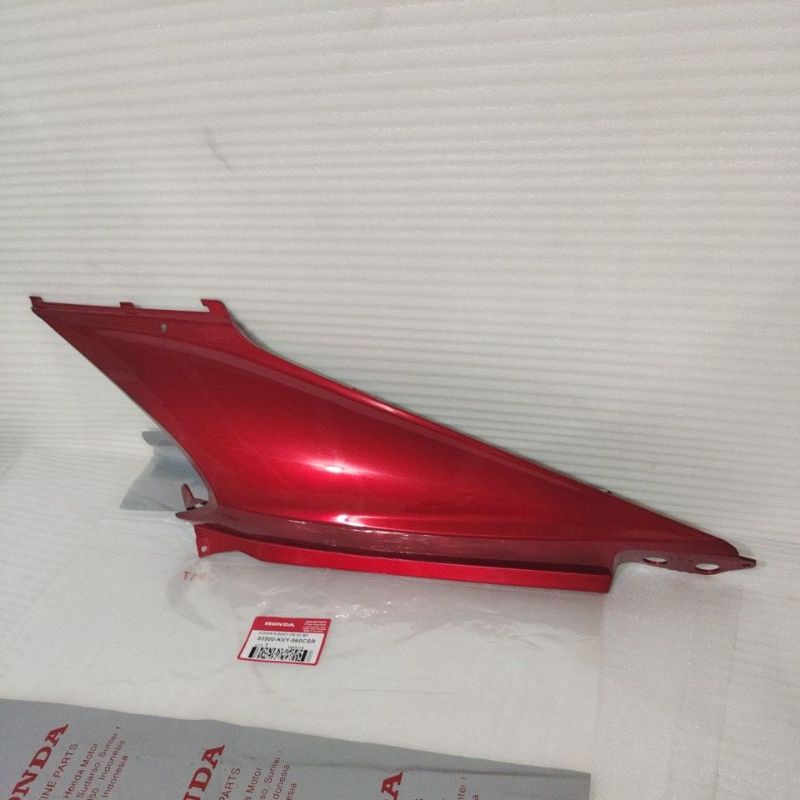 Cover tutup Body bodi belakang Kanan Merah Honda Beat New karbu karburator 2008 - 2012 Original ASLI