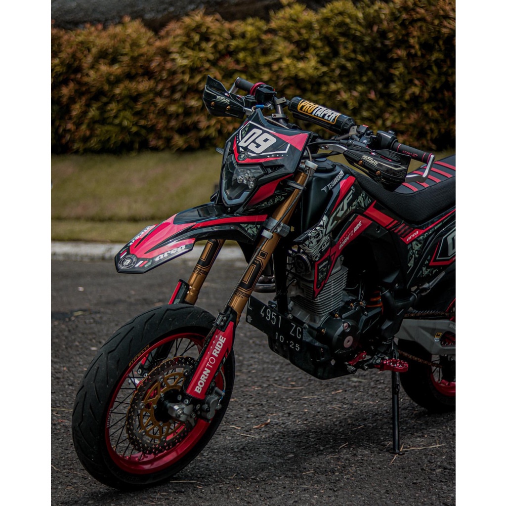 TERBARU//STIKER MOTOR BUAT MOTOR CRF 150L/250 HITAM bahan MaxDecal bisa request sendiri