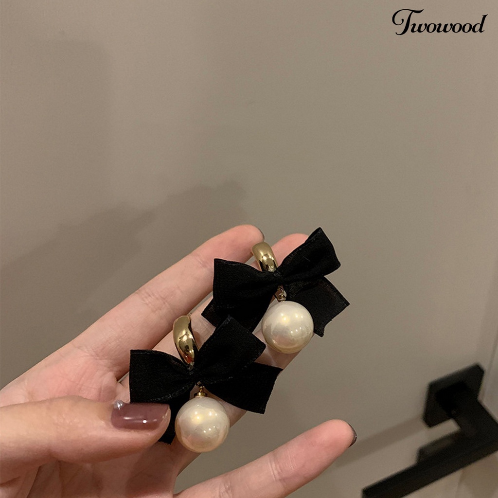 Twowood 1pasang Menjuntai Anting Retro Perancis Gaya Hitam Ikatan Simpul Elegan Hadiah High Gloss Mutiara Imitasi Wanita Drop Earrings Perhiasan Aksesoris