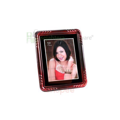 Bingkai Foto Diana 108