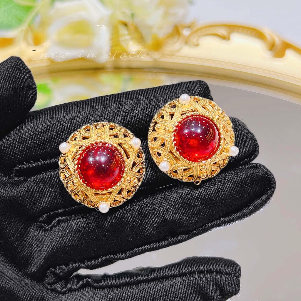 Goldkingdom Aksesoris Perhiasan Fashion Ready Stock Gaya Kuno Cina Emas Asli Kadar 375 Dilubangi Renda Merah Kaca Klip Telinga French Retro Glass Ear Stud Earrings