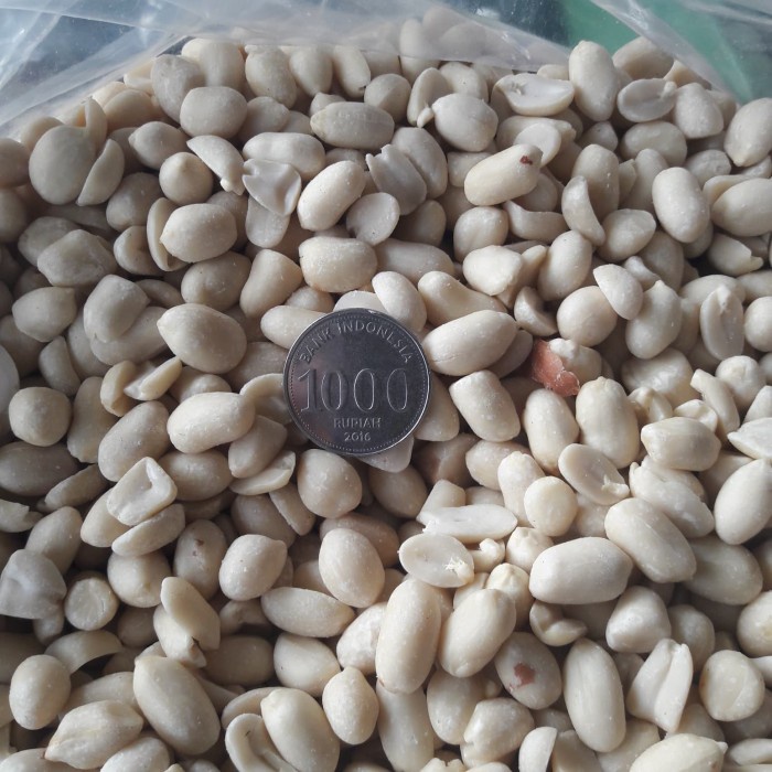 

✨NEW✨ -kacang tanah kupas 41 / 51 ( ecer / kg)- 1.1.23