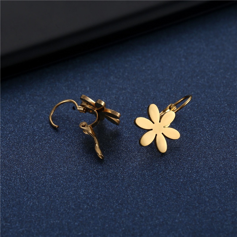 Anting Bunga Daisy Fashion Korea Kepribadian Wanita Anting Bunga Gaya Logam Hadiah Perhiasan Elegan