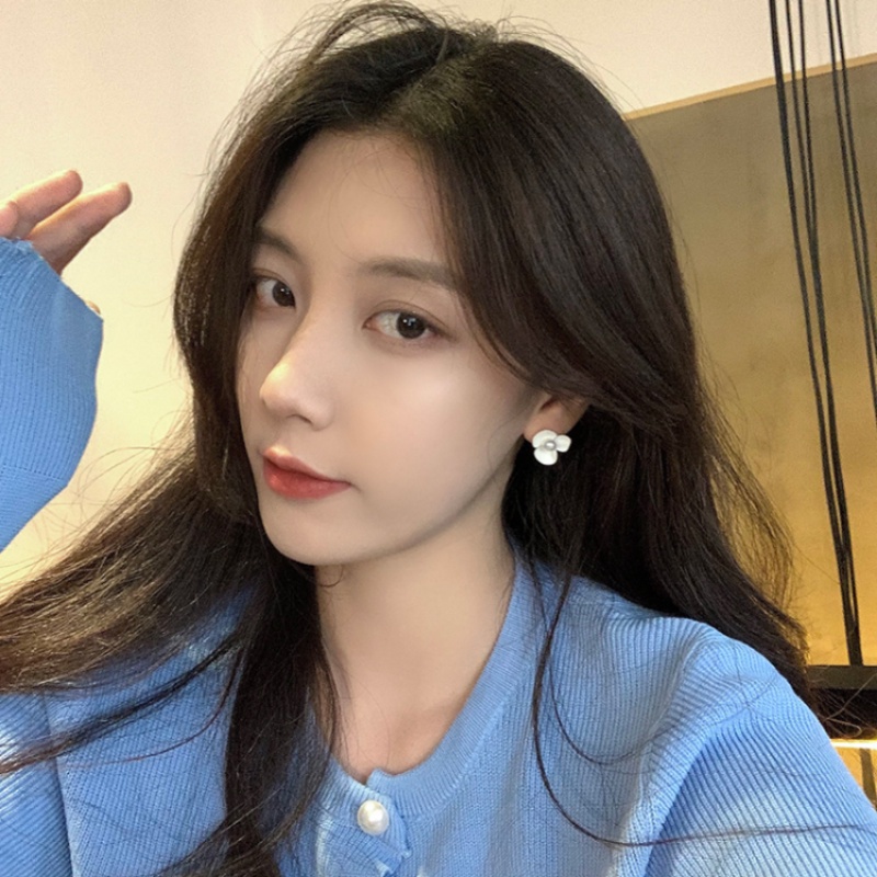 Roselife Korea Retro Putih Mutiara Bunga Stud Anting Untuk Wanita Gadis Vintage Bunga Earring Hypoallergenic Telinga Perhiasan Aksesoris