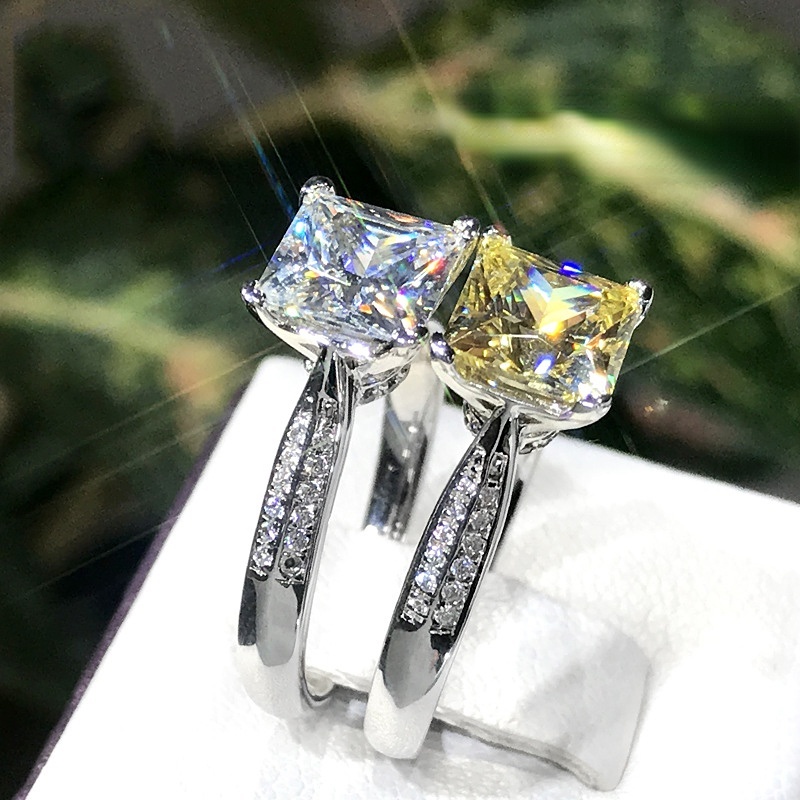 Goldkingdom Aksesoris Perhiasan Fashion Ready Stock Delapan Hati Imitasi D-Warna Mosan Batu Putri Cincin Persegi Berlapis Dengan Berlian Kuning Pt950