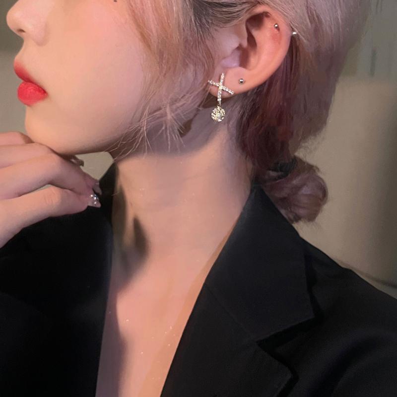 Anting Berlian glitter Kepribadian X Huruf Untuk Wanita Korea