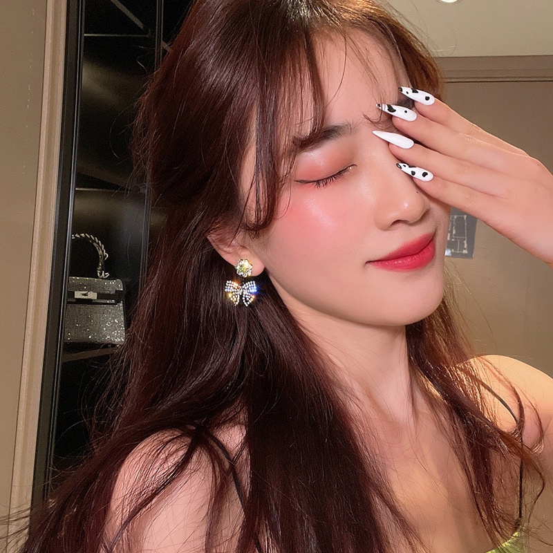 Korea Bunga Kupu-Kupu Tahun Gaya Baru High-End Atmospheric Retro Influencer Earrings Anting