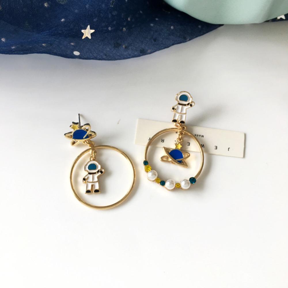 Mxbeauty Anting Asimetris Wanita French Vintage Trendy Astronot Sweet Lovely Rabbit Ear Hoop