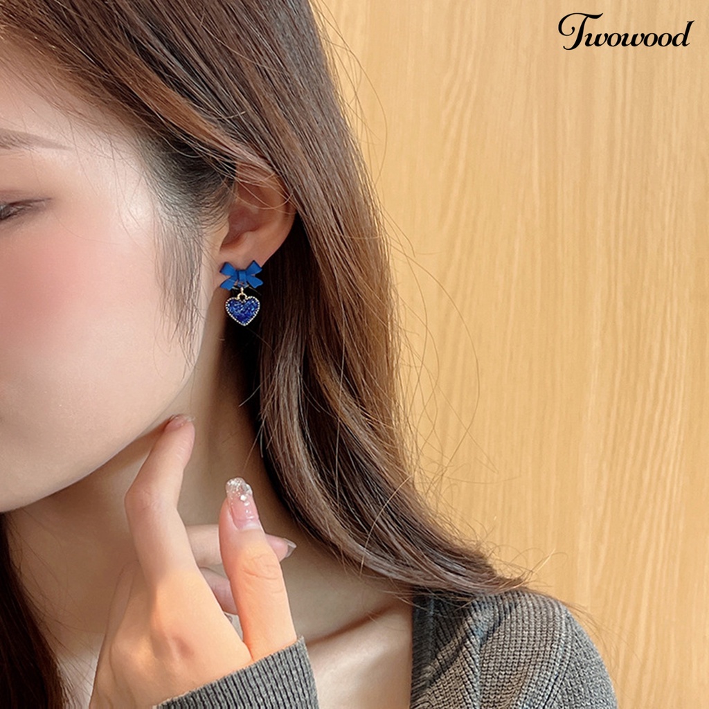 Twowood 1pasang Drop Earrings Glitter Ikatan Simpul Telinga Dekorasi Warna Biru Langit Temperamen Cinta Hati Hias Berlian Imitasi Anting Untuk Perjamuan