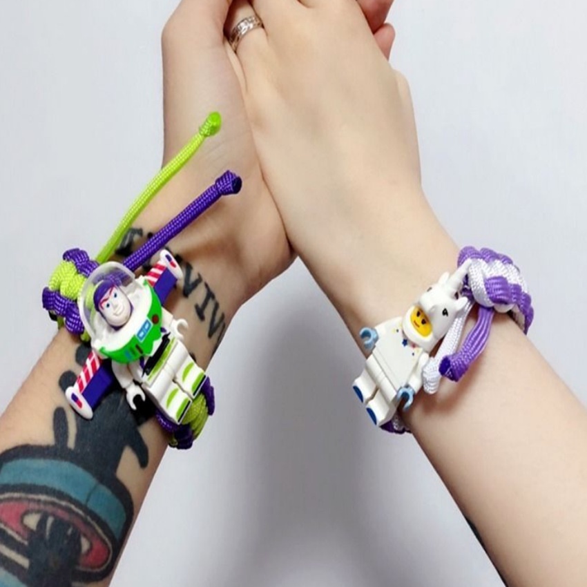 Buzz Lightyear Gelang Blok Action Figure Marvel Avengers Pasangan Sahabat Lego Gelang Blok Bangunan Mainan Untuk Hadiah Chidlren