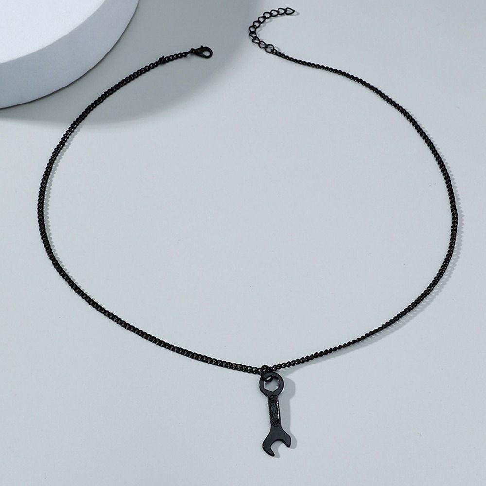 Mxbeauty Kalung Pria Rantai Klavikula Keren Yang Dipersonalisasi Stainless Steel Fashion Hip Hop Rantai Sweater Sederhana