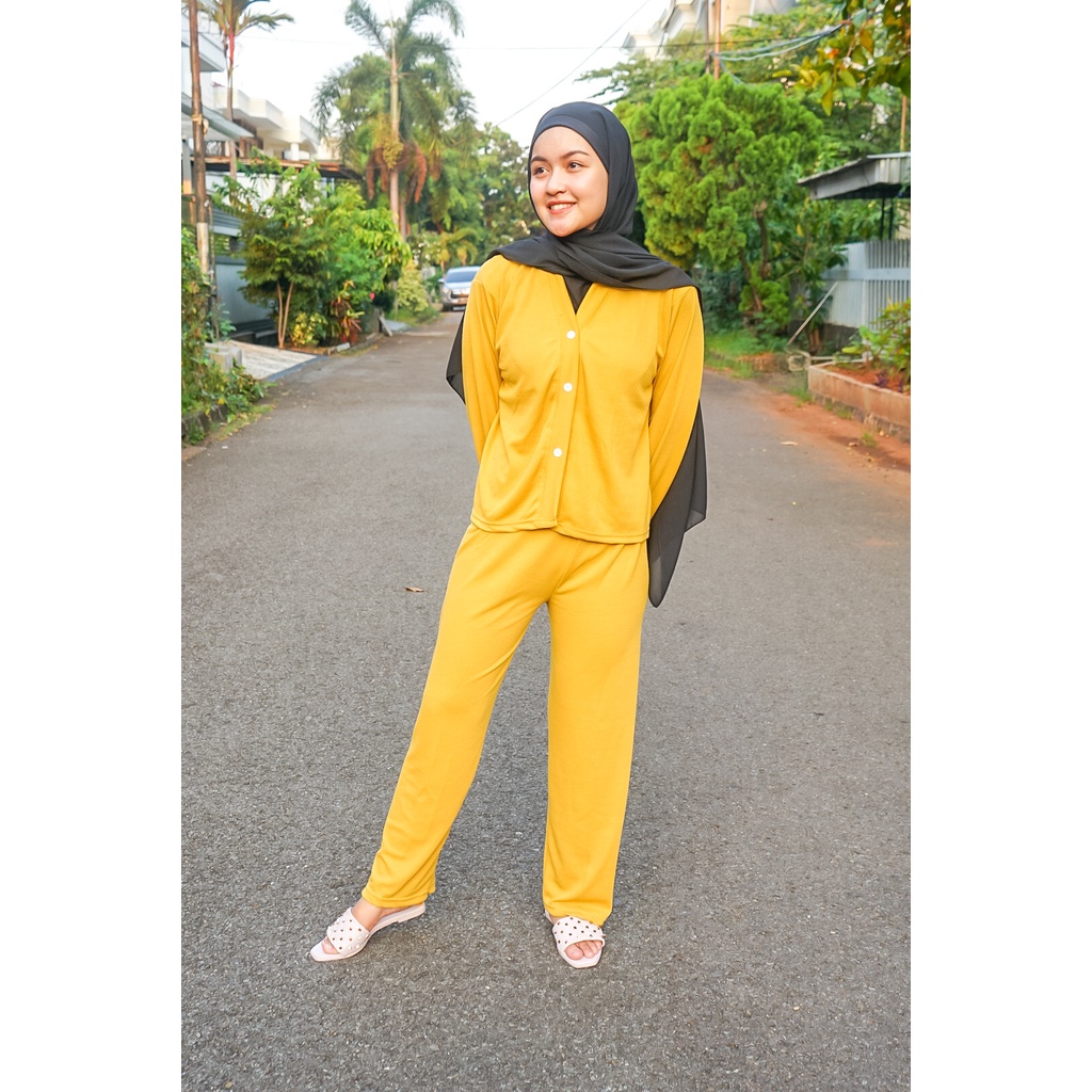 ilook | One Set Palermo | Setelan Rib Wanita Modern