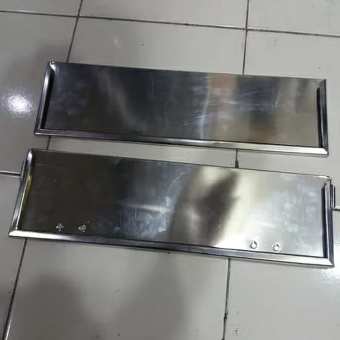 Tatakan plat nomor model slip mobil Avanza / Xenia