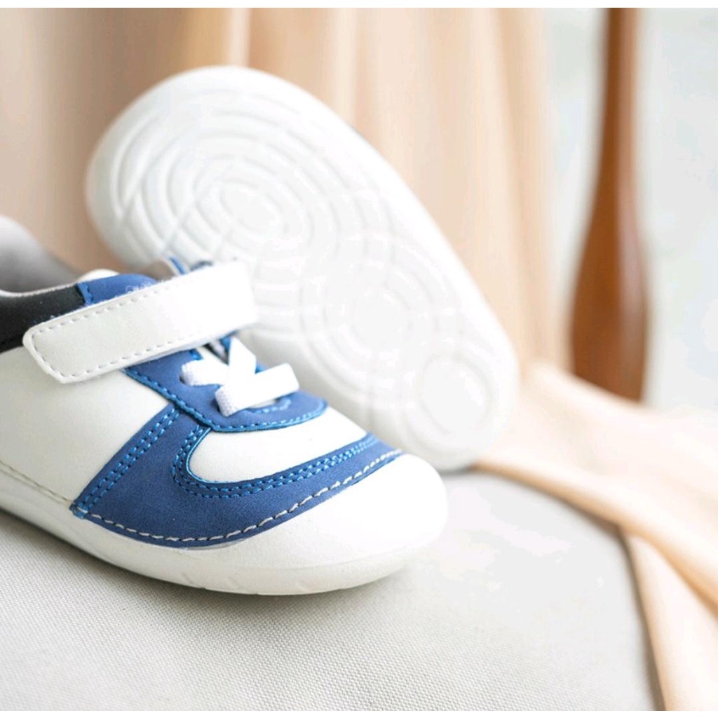 KIYO SEPATU ICHI / SEPATU BAYI DAN ANAK