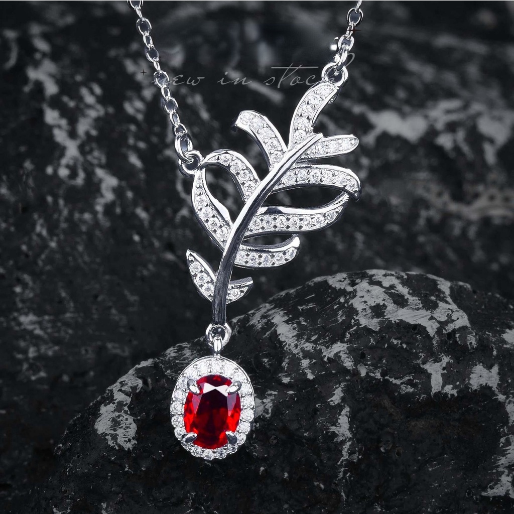 Goldkingdom Aksesoris Perhiasan Fashion Ready Stock Darah Burung Merpati Baru Ruby Rantai Berlapis Dengan Zirkon Hias Dengan Liontin Kalung Bulu Daun Pt950.