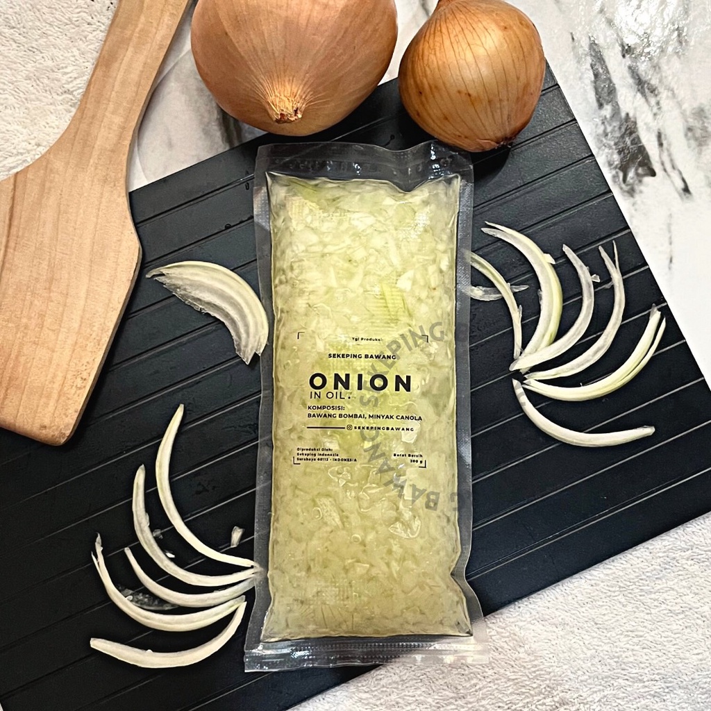 

Refill - Bawang Bombai Cincang/iris dalam Minyak - Onion in Oil merk Sekeping Bawang