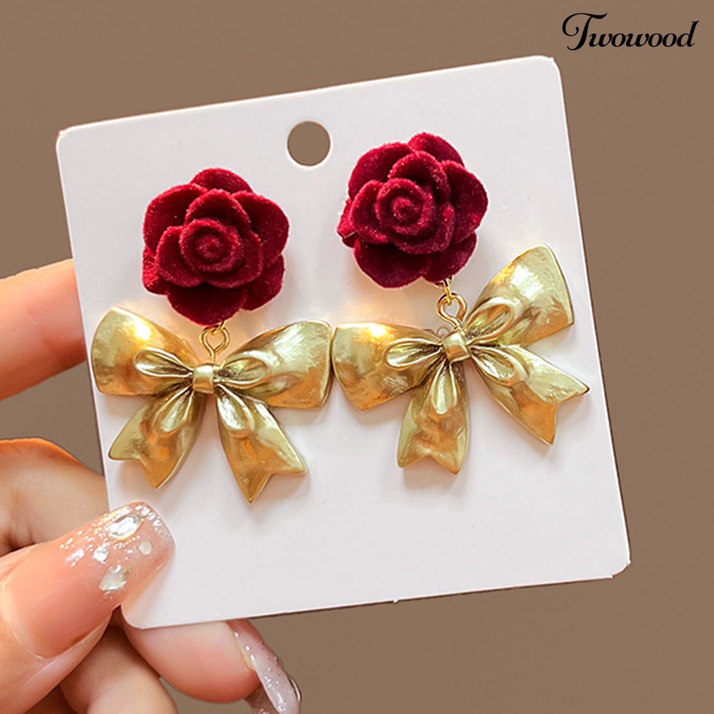 Twowood 1pasang Drop Earrings Romantis Tekstur Buram Jarum Perak Electroplate Pola Halus Berdandan High-end Bunga Mawar Busur Menjuntai Anting Untuk Pacaran