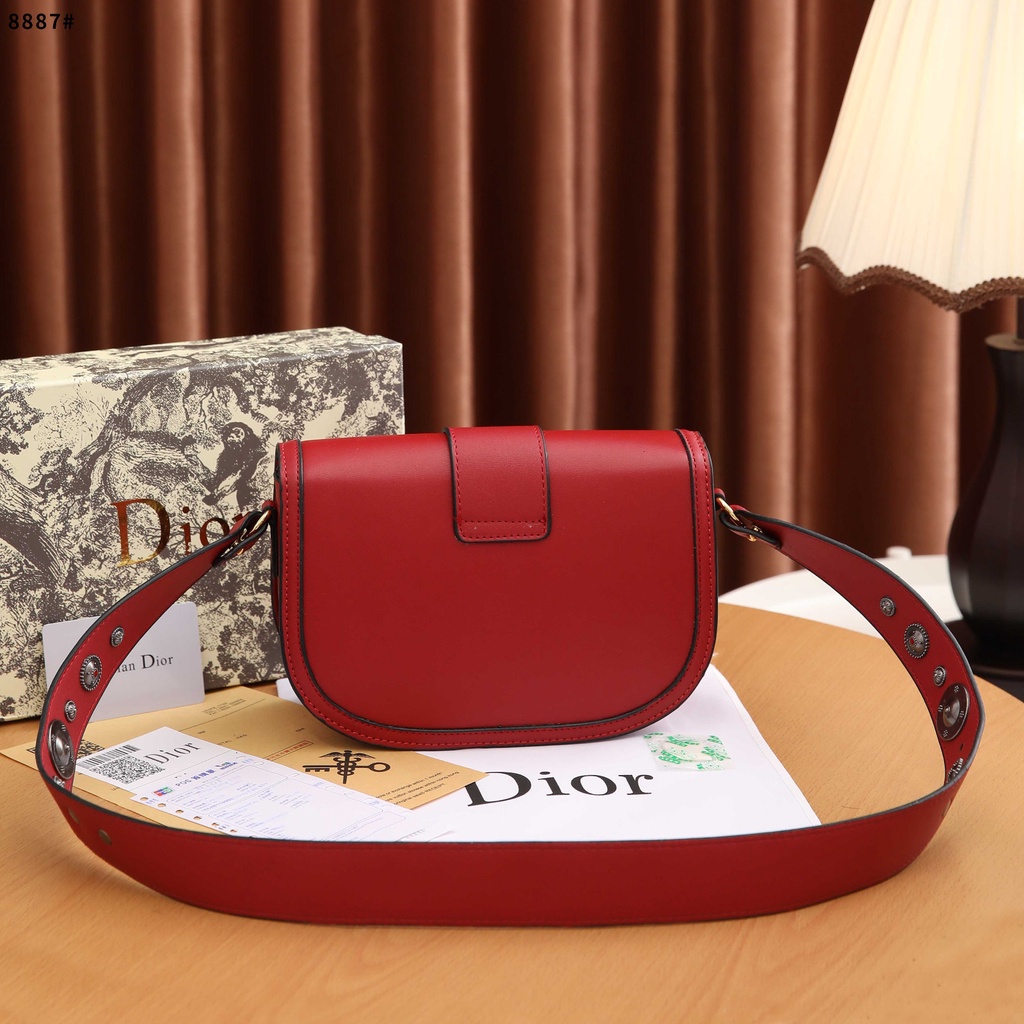 D Crossbody #8887