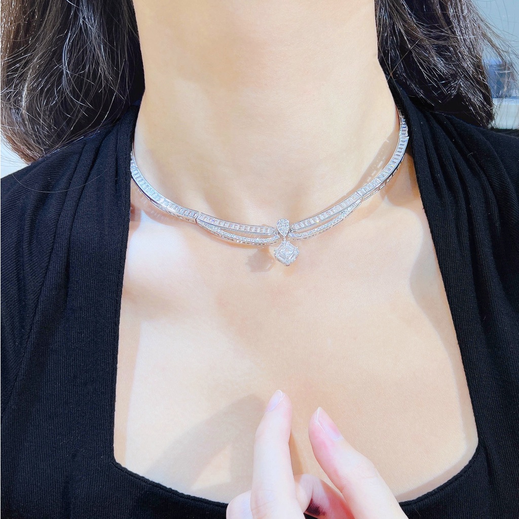 Goldkingdom Fashion Perhiasan Aksesoris Ready Stock Industri Berat Ringan Mewah T Square Berlian Kalung Briliant Semua Langit Bintang Karbon Tinggi Berlian Kalung Choker