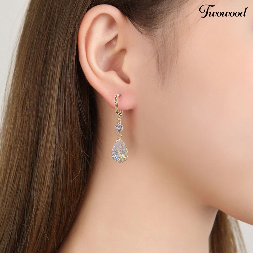 Twowood 1pasang Menjuntai Anting-Anting Tetesan Air Liontin Elegan Emas Hypoallergenic Berkilau Berlian Imitasi Wanita Anting-Anting Fashion Perhiasan