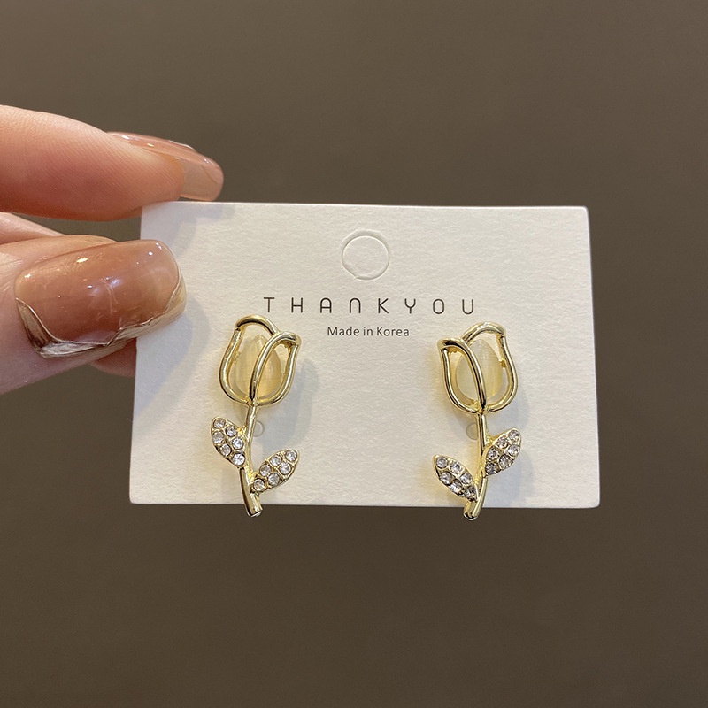 Korea Fashion Tulip Berlian Anting Wanita Vintage Cat Eye Earrings Premium Sense Earrings Perhiasan Hadiah