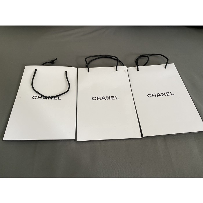 

⭐BISA COD⭐ CHANEL SMALL BEAUTY PAPERBAG