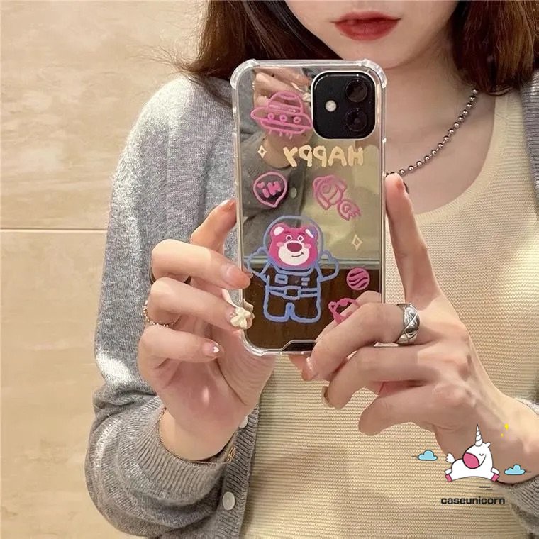 Casing Ponsel Manyo Kartun Strawberry Bear Lucu Imut Kompatibel Untuk iPhone 7plus XR 11 12 13 Pro MAX 7 8 Plus X XS MAX SE 2020 Lembut Jatuh Shockproof Make Up Mirror Back Cover