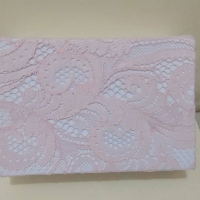 

⭐BISA COD⭐ box custom UK 18x15x7 tutup dilapisi bahan brokat - 35x35x20