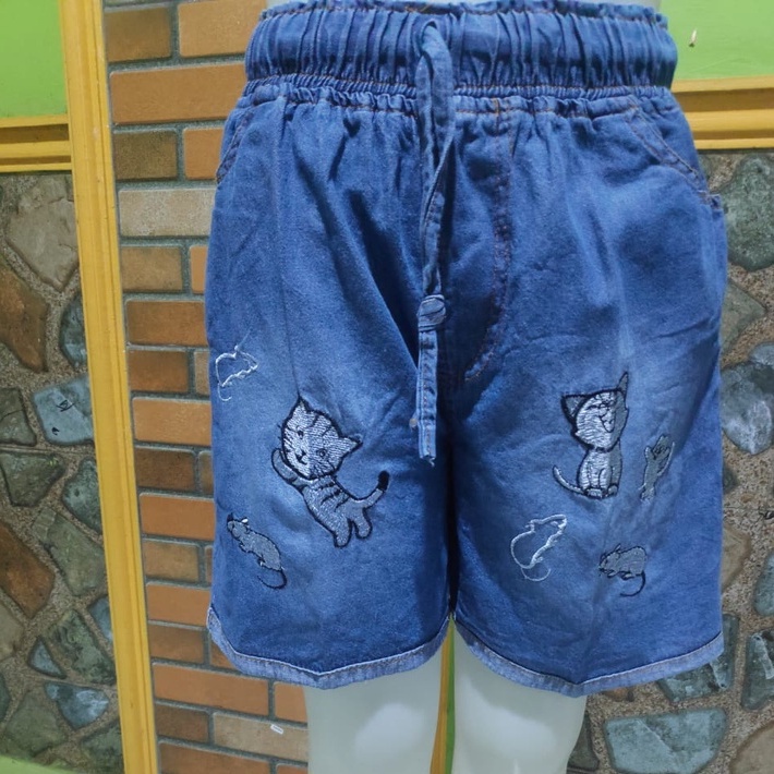 Terbaru HOT PANTS JEANS BORDIR ANEKA MOTIF / HOTPANT BORDIR / HP JEANS BORDIR SELEBGRAM HITS