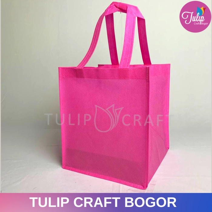 

⭐BISA COD⭐ Per 12pc Tas Spunbond 22x22x26cm Kotak Tas box Pink Bingkisan Lebaran