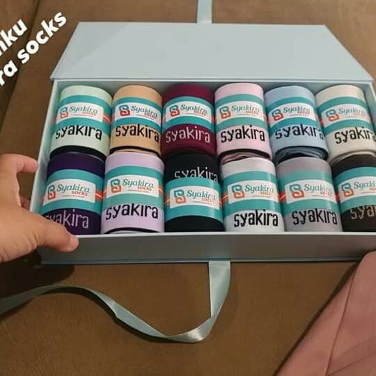 

⭐BISA COD⭐ Gift box besar by Syakira socks