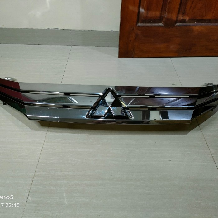 grill depan xpander sport dan ultimate original
