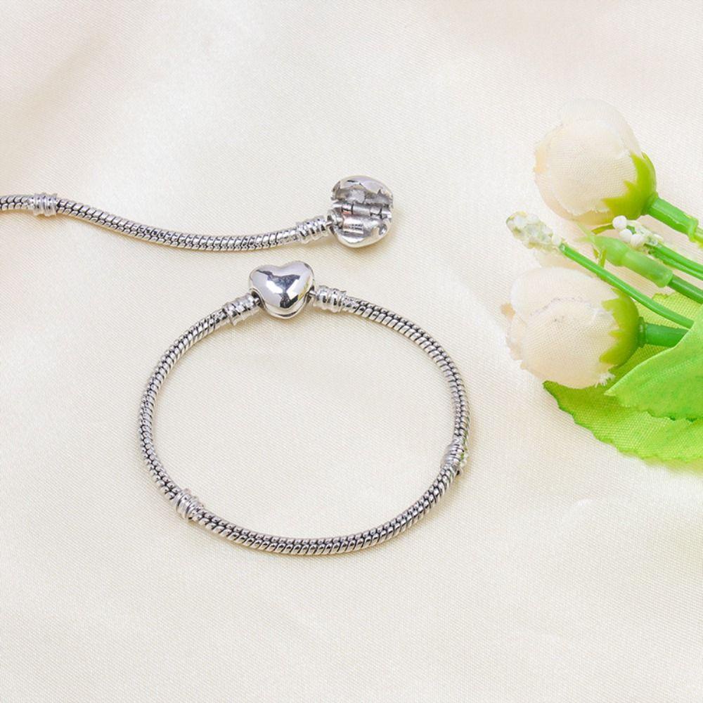 Mxbeauty Gelang Rantai Ular Perempuan Trendi Elegan Bentuk Hati Fashion Perhiasan Keberuntungan Temperamen Gaya Korea Bracelet