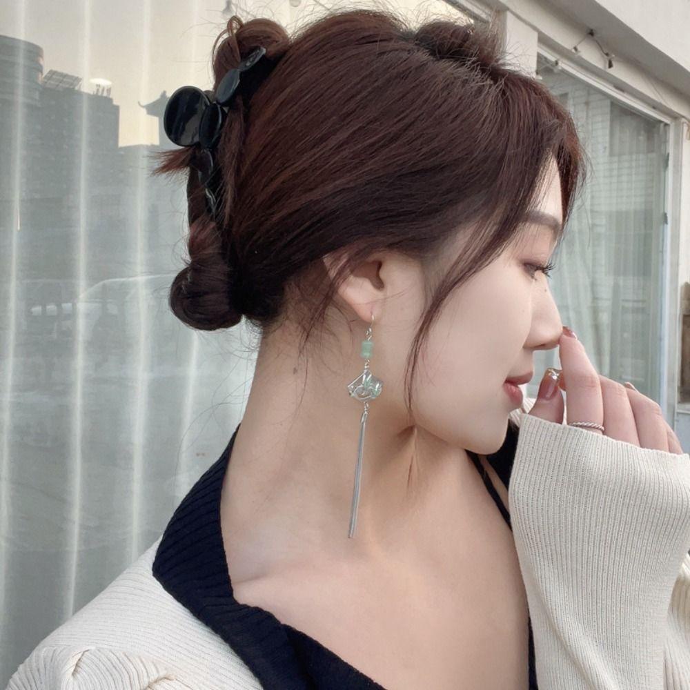 Mxbeauty Anting Gaya Cina Geometri Kipas Sederhana Fashion Unik Klasik Anting Menjuntai Perempuan