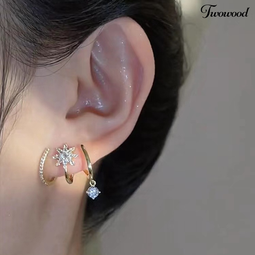 Twowood 1pasang Ear Studs Claw 3baris Elegan Temperamen Emas Hadiah Hypoallergenic Bling Berlian Imitasi Bintang Wanita Anting Perhiasan Fashion